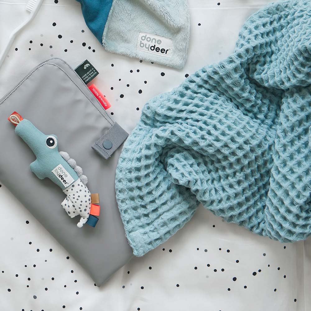 DoneByDeer Waffle Blanket