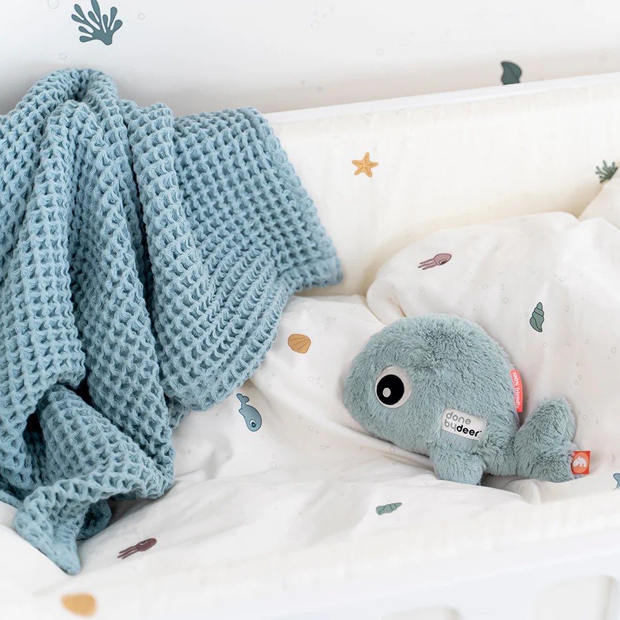 DoneByDeer Waffle Blanket